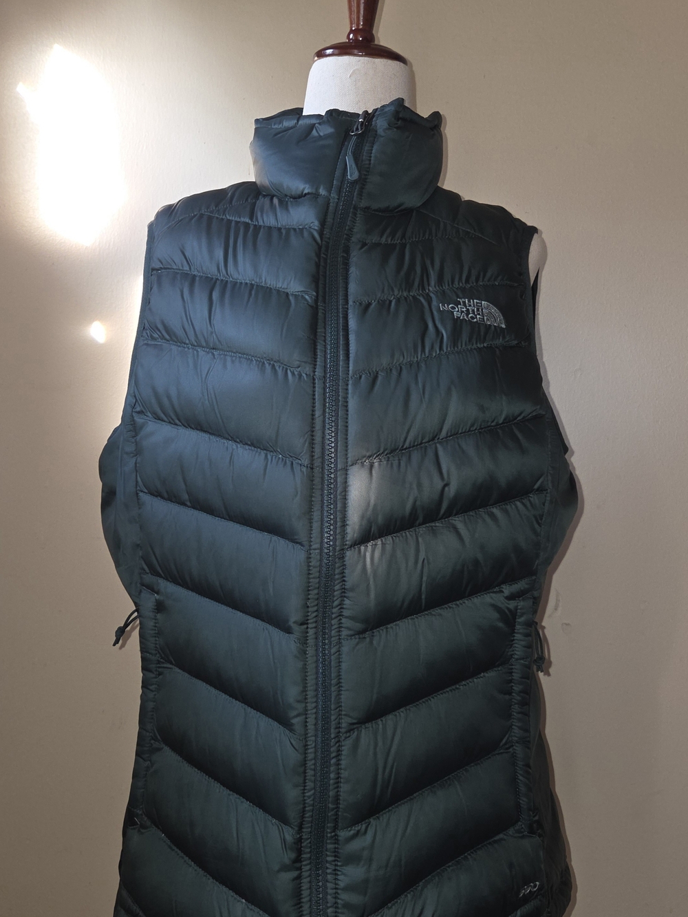 The North Face Women's Dark Green Down Vest LIKE NEW Size L